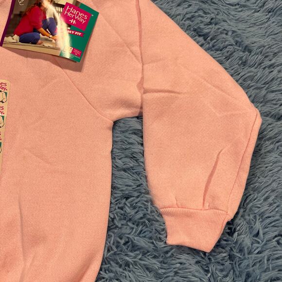 VINTAGE Pink Crewneck Sweater Size Medium Youth Hanes Her Way Classic Outdoor - Picture 5 of 12